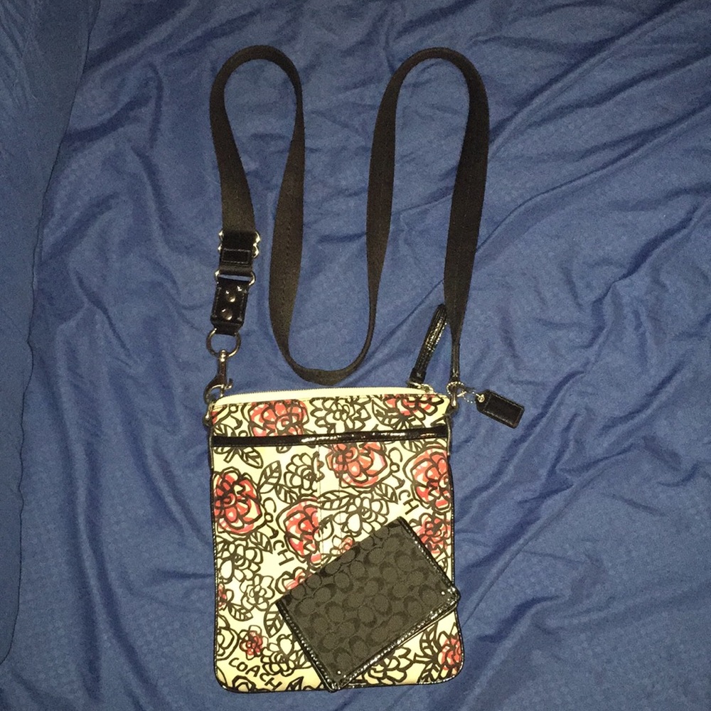 Coach Crossbody poppy and card holder